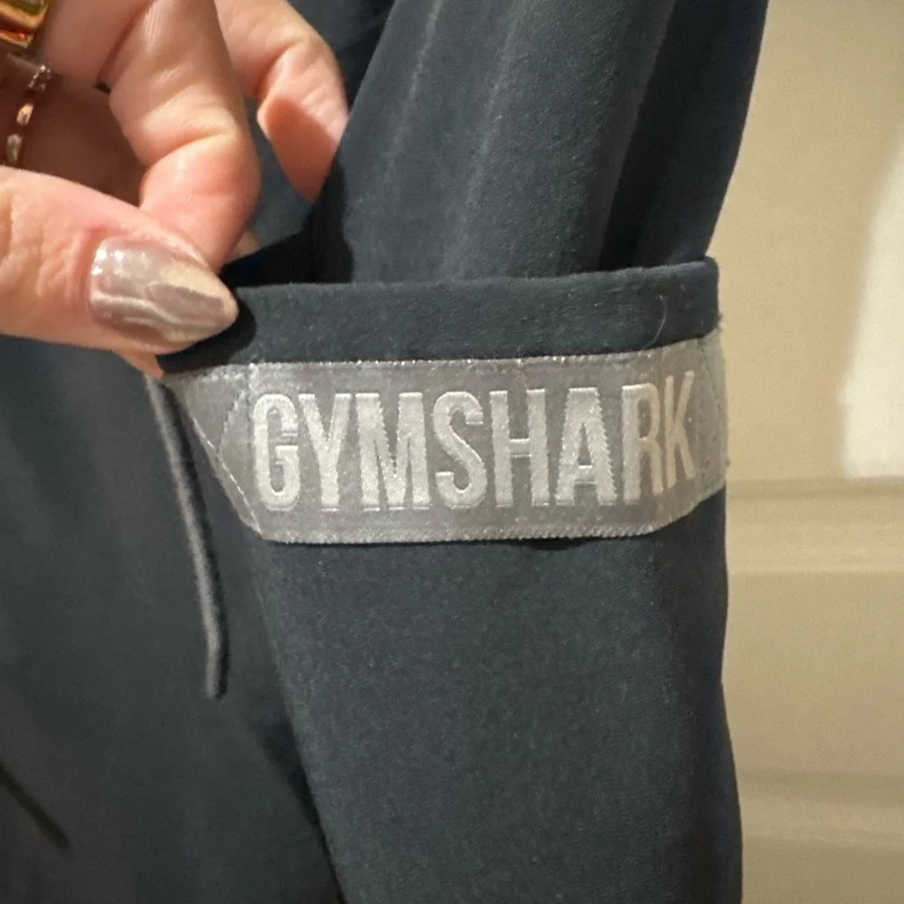 Gymshark Pants Mens Adult Small Black Athletic Windbreaker Logo Joggers
